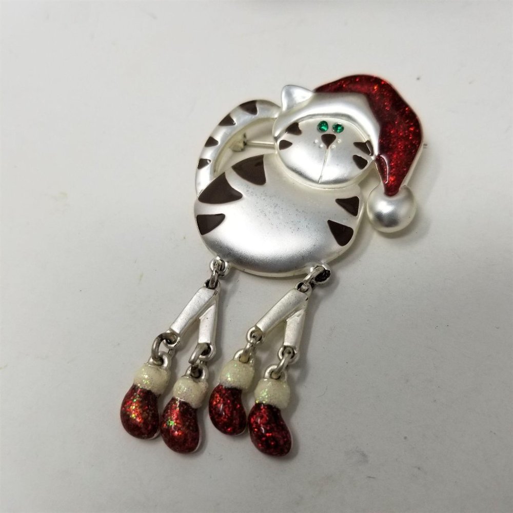 Santa Kitty Cat Pin Brooch Cute Glitter Hat & Feet - Picture 3 of 6